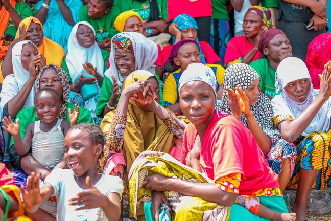 'We Are in This Together' - Rashida Bello Visits IDP Camps in Lokoja ...